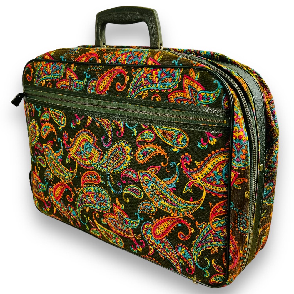 Paisley Print Travel Bag - Multicolor